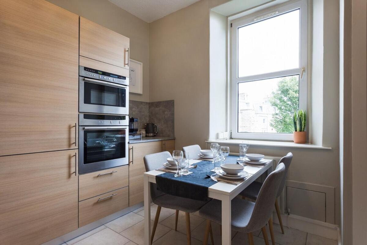 Esslemont Pad Apartment Абърдийн Стая снимка