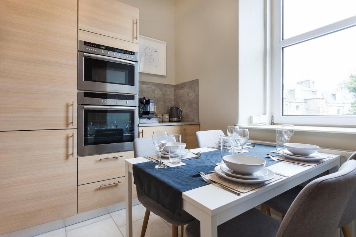 Esslemont Pad Apartment Абърдийн Екстериор снимка
